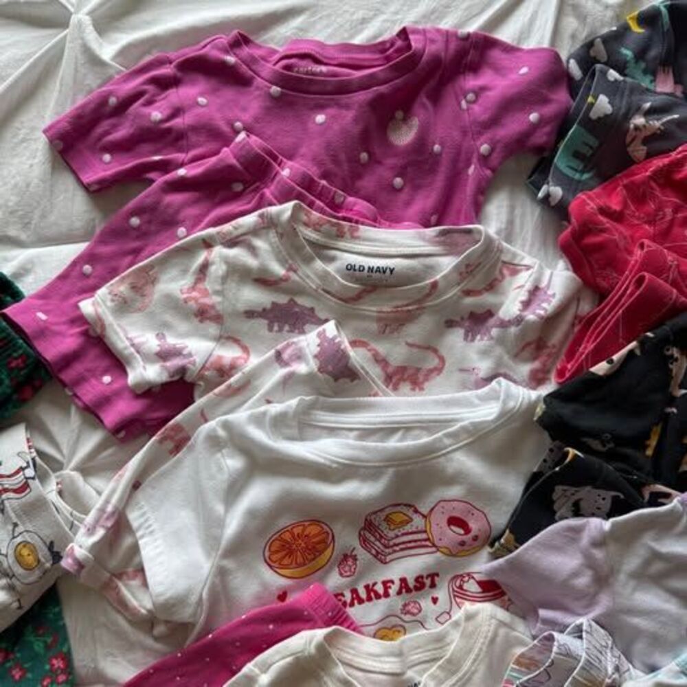 5T pajama bundle - Picture 3 of 6